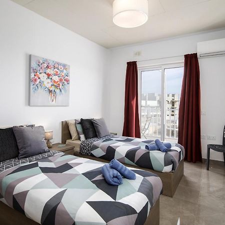Hilltop Apartments - Stylish Comfort Living Close To The Sea, Bugibba 圣保罗湾城 外观 照片