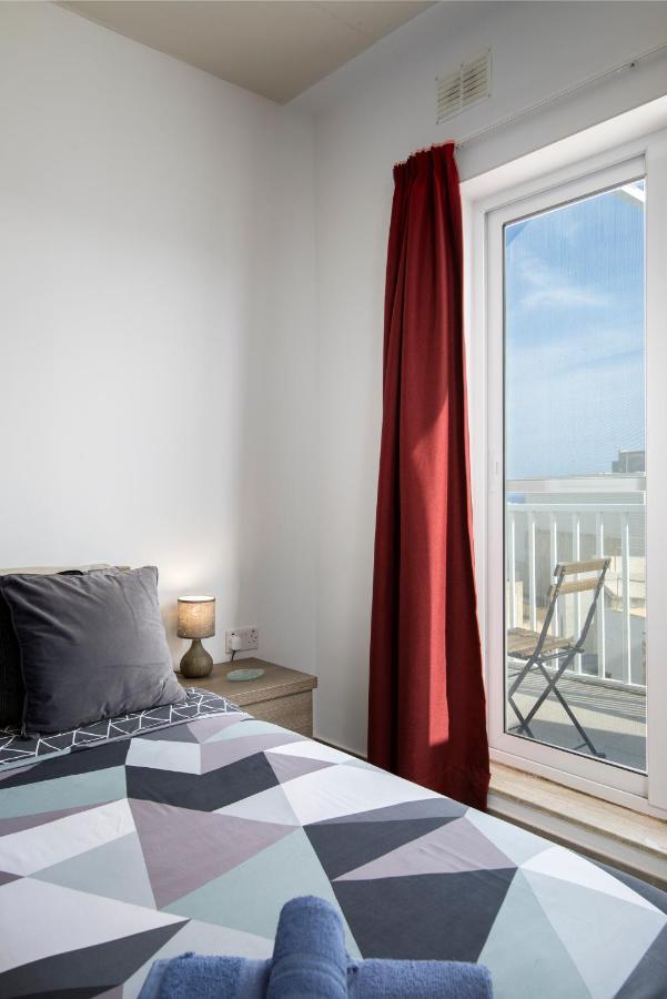 Hilltop Apartments - Stylish Comfort Living Close To The Sea, Bugibba 圣保罗湾城 外观 照片
