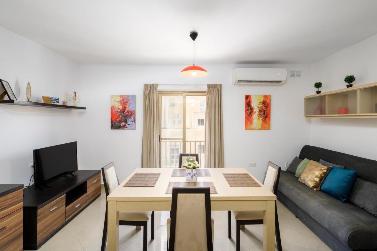 Hilltop Apartments - Stylish Comfort Living Close To The Sea, Bugibba 圣保罗湾城 外观 照片