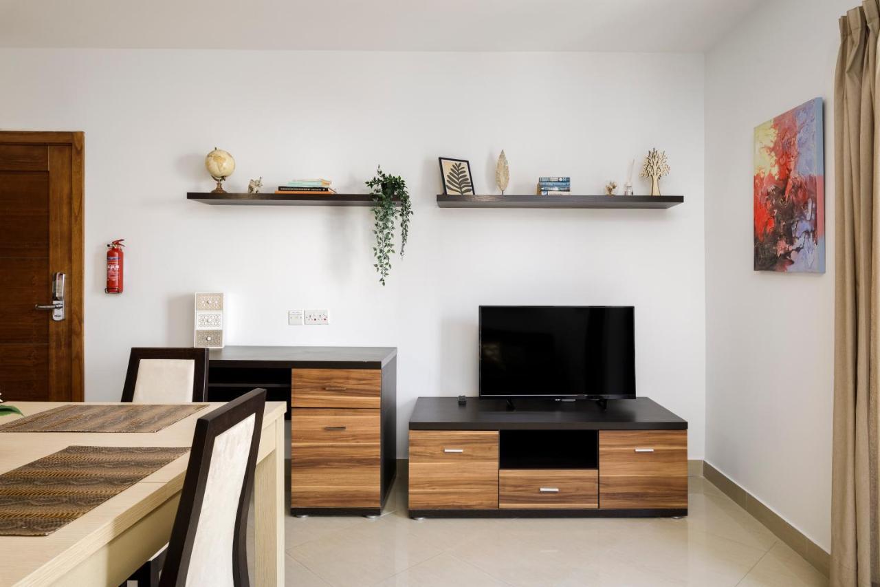 Hilltop Apartments - Stylish Comfort Living Close To The Sea, Bugibba 圣保罗湾城 外观 照片