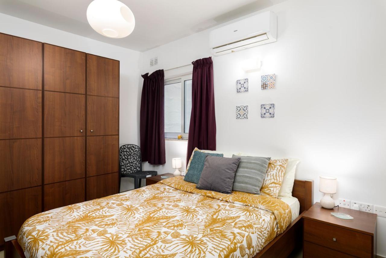 Hilltop Apartments - Stylish Comfort Living Close To The Sea, Bugibba 圣保罗湾城 外观 照片