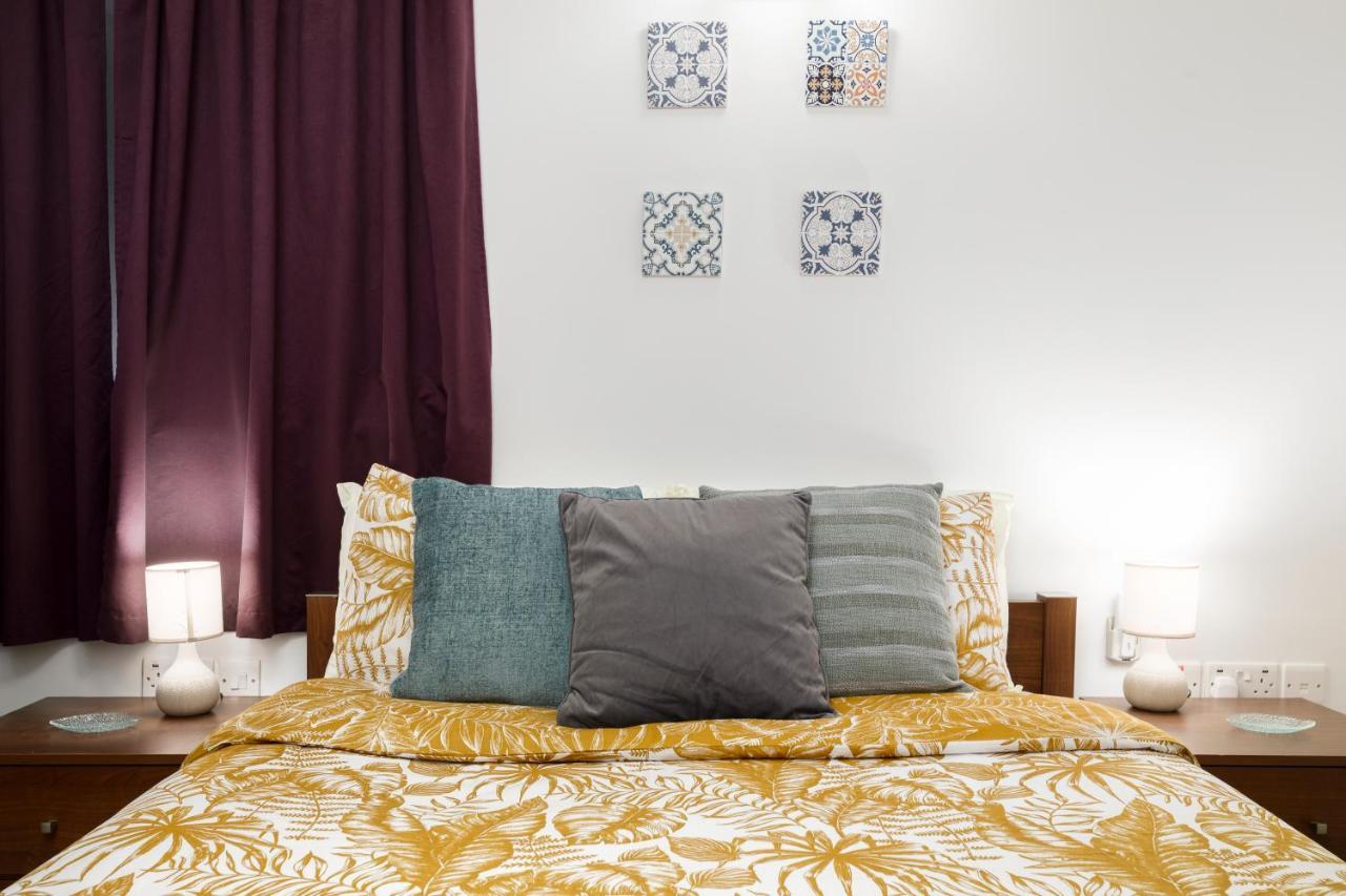 Hilltop Apartments - Stylish Comfort Living Close To The Sea, Bugibba 圣保罗湾城 外观 照片