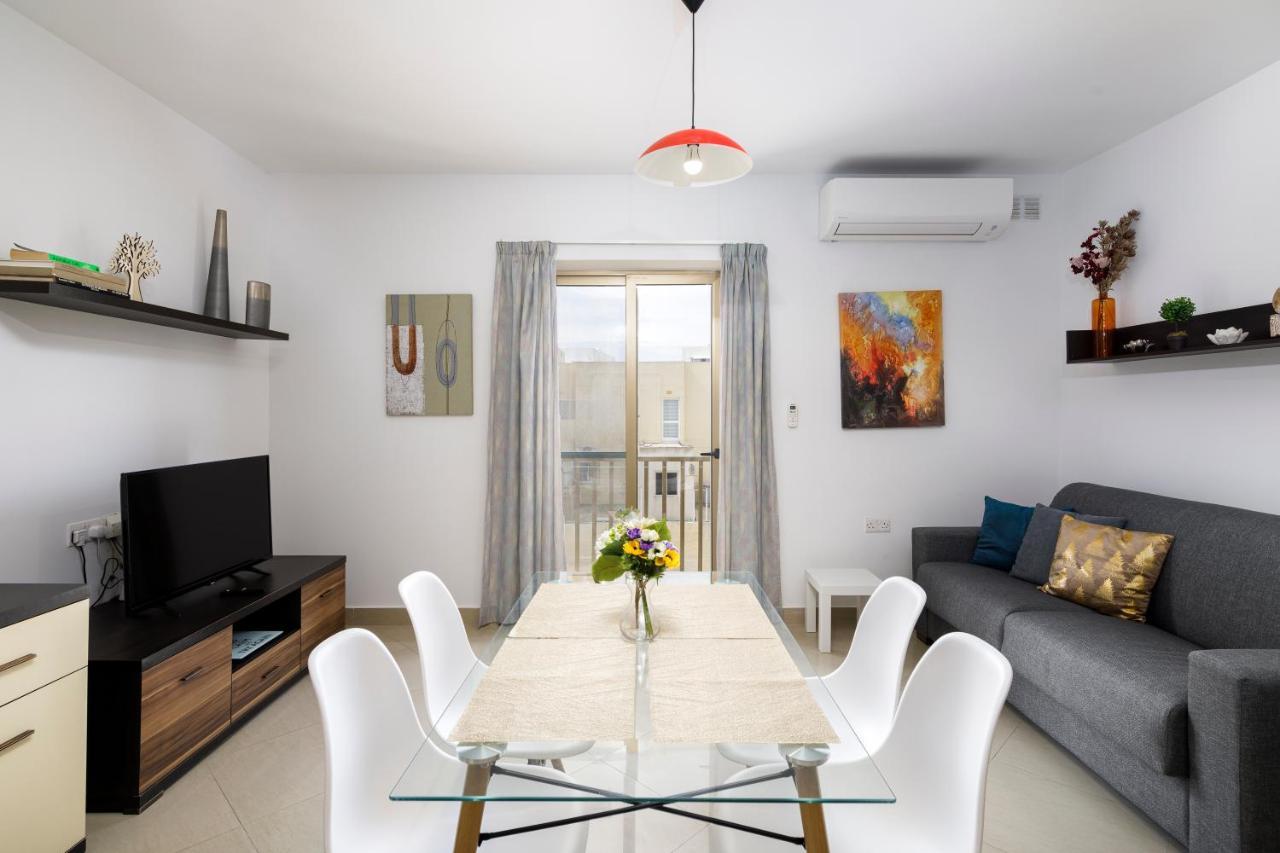 Hilltop Apartments - Stylish Comfort Living Close To The Sea, Bugibba 圣保罗湾城 外观 照片