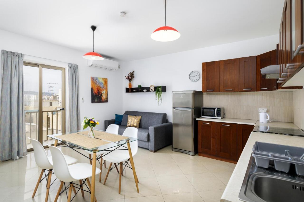 Hilltop Apartments - Stylish Comfort Living Close To The Sea, Bugibba 圣保罗湾城 外观 照片