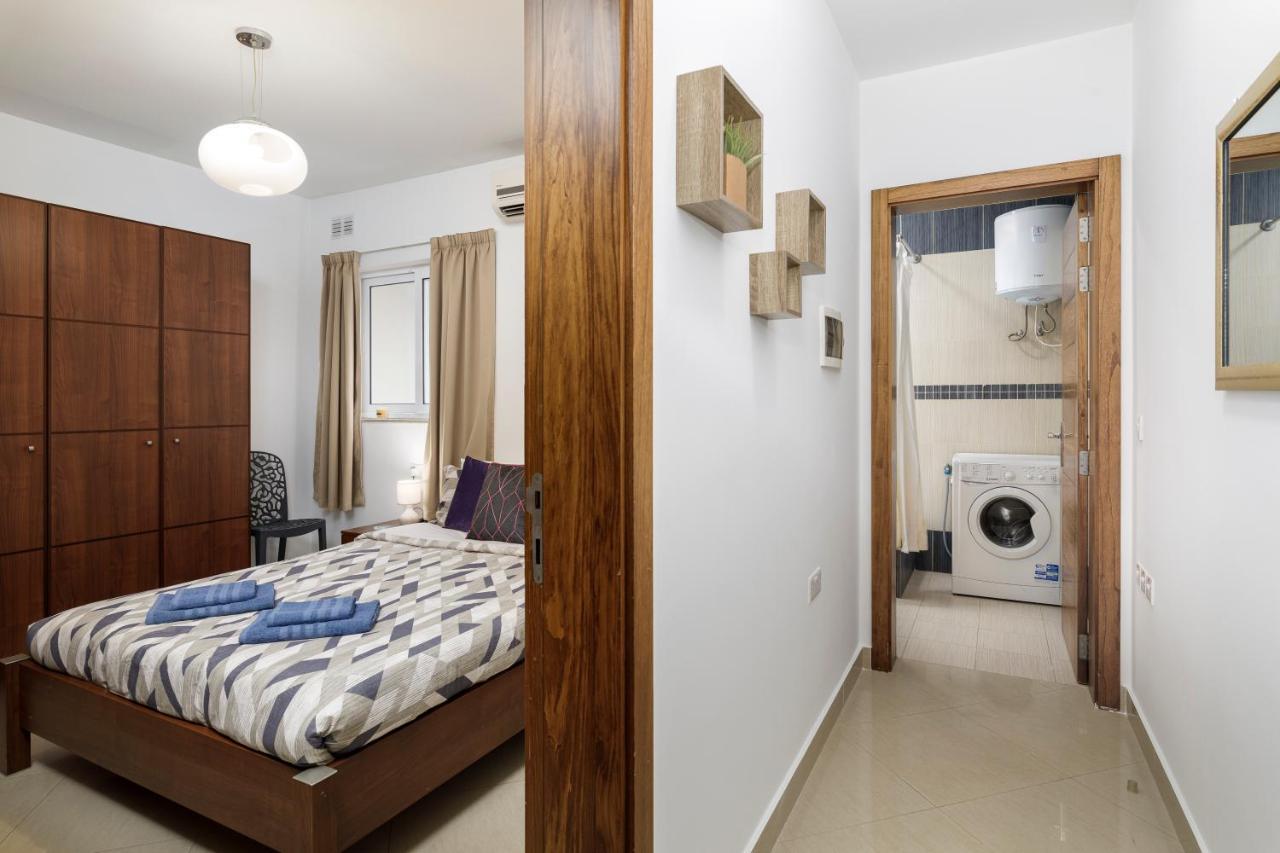 Hilltop Apartments - Stylish Comfort Living Close To The Sea, Bugibba 圣保罗湾城 外观 照片